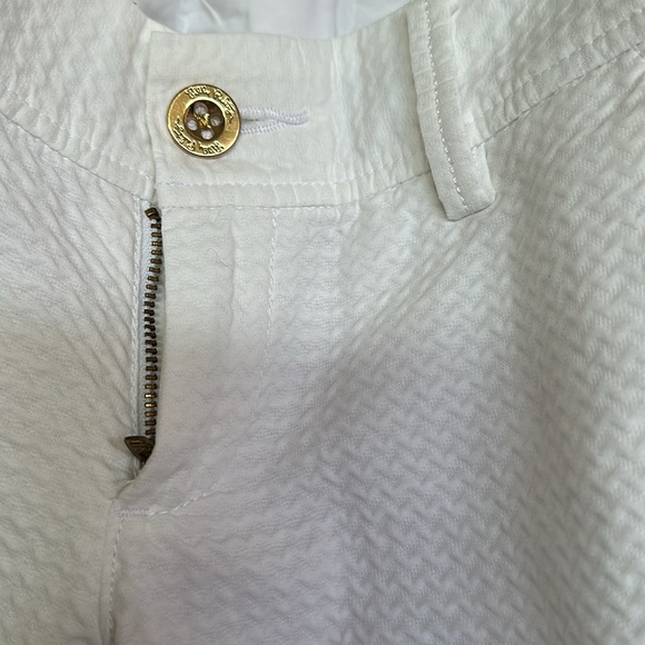 Lily Pulitzer Callahan shorts - Picture 2 of 3